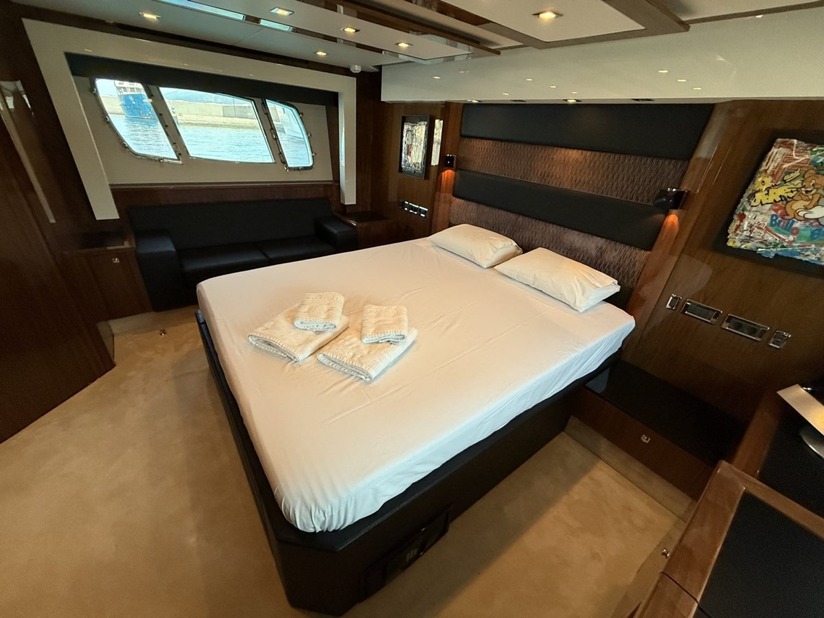 https://arconyachts.ams3.digitaloceanspaces.com/96628/conversions/large_4854087-optimize.jpg