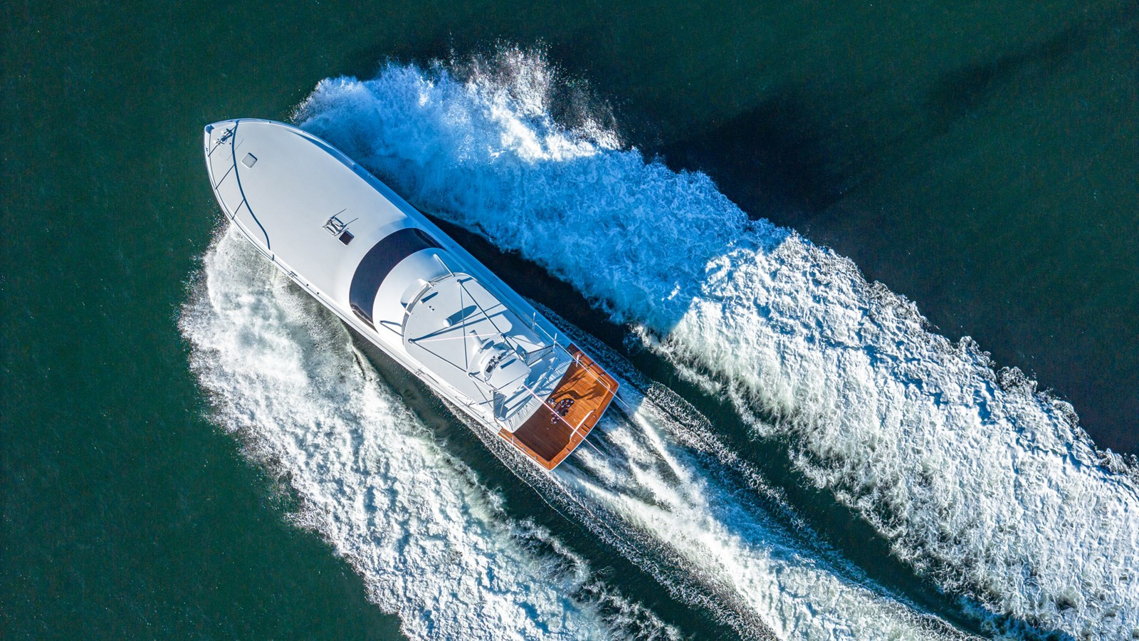 https://arconyachts.ams3.digitaloceanspaces.com/96702/conversions/large_4611576-optimize.jpg