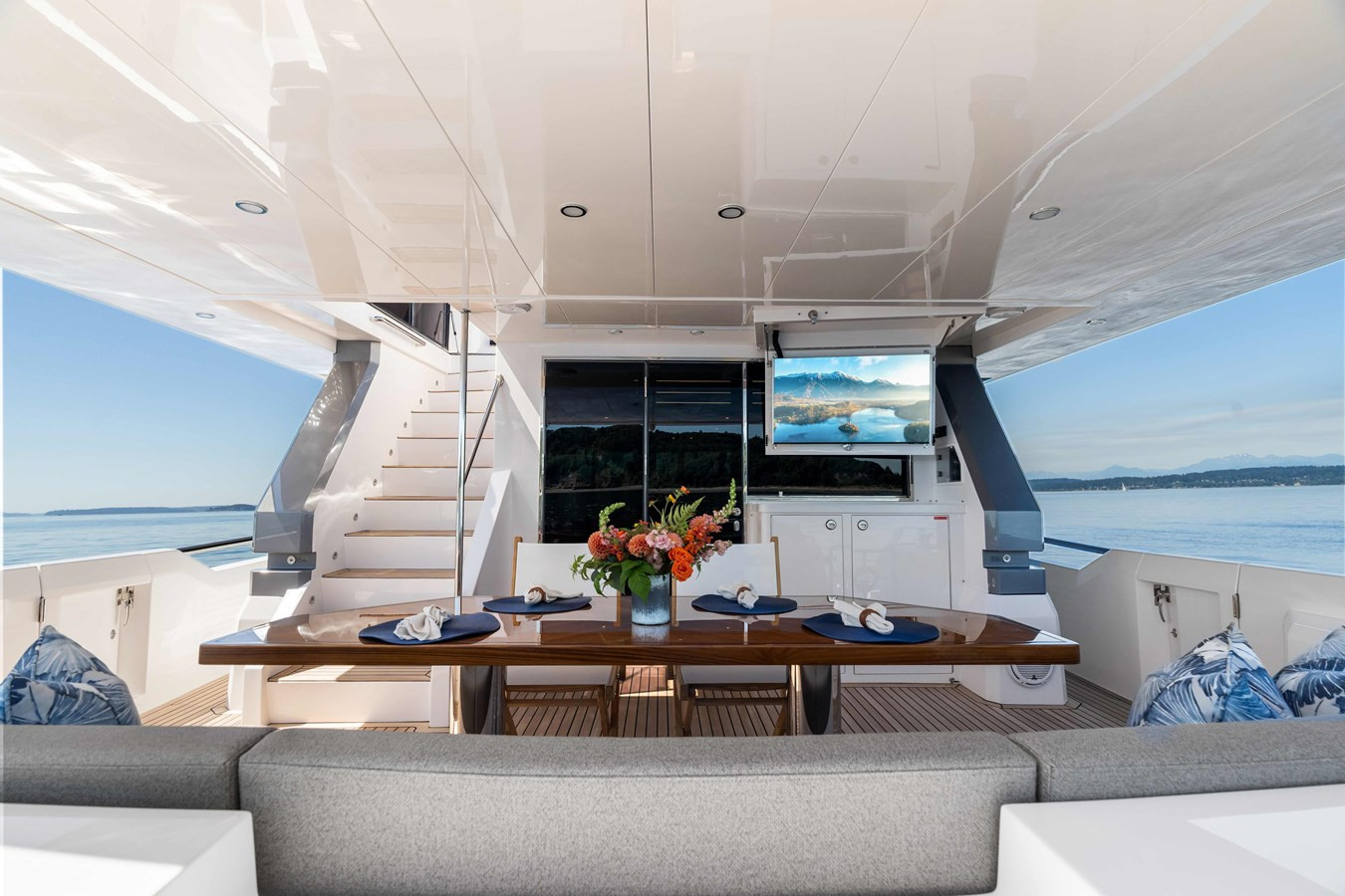 https://arconyachts.ams3.digitaloceanspaces.com/96732/conversions/large_4722610-optimize.jpg