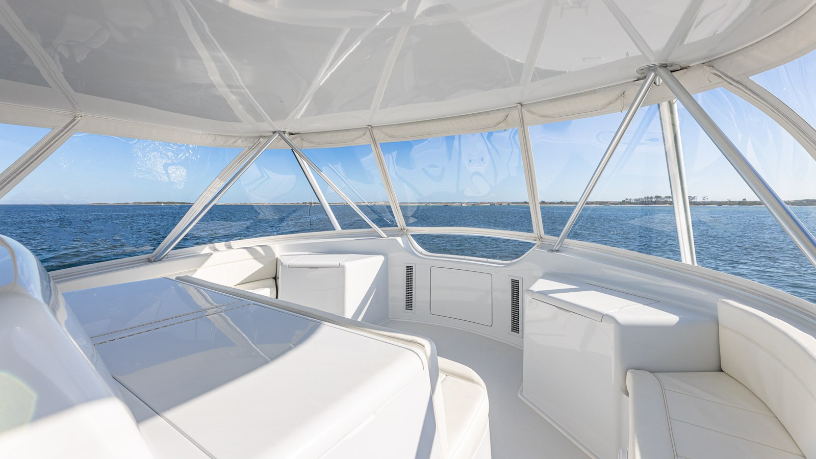 https://arconyachts.ams3.digitaloceanspaces.com/96760/conversions/large_4611593-optimize.jpg