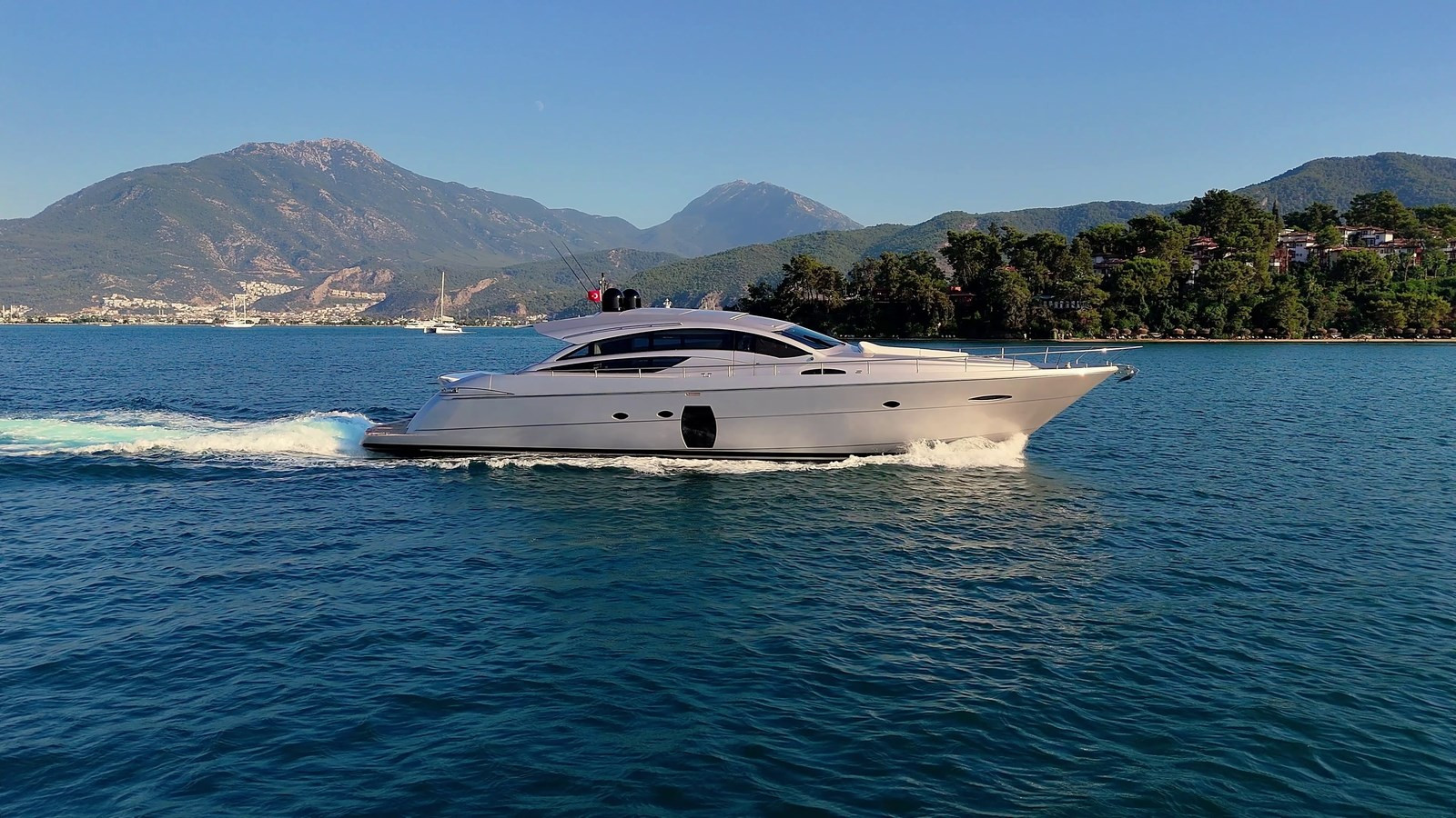 https://arconyachts.ams3.digitaloceanspaces.com/96892/conversions/large_4776415-optimize.jpg