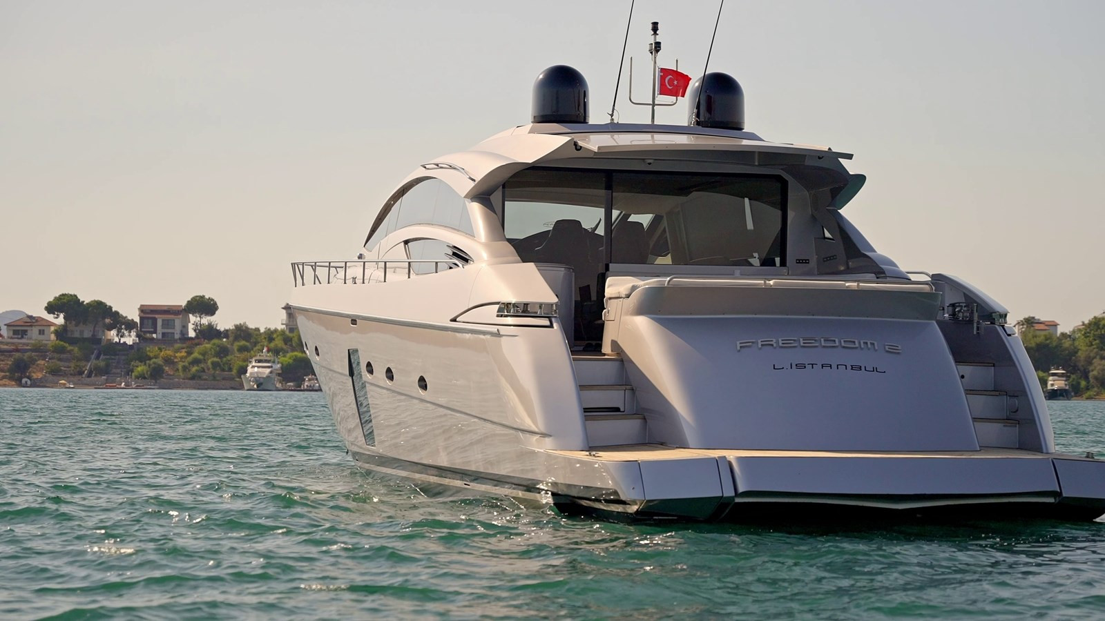 https://arconyachts.ams3.digitaloceanspaces.com/96898/conversions/large_4776427-optimize.jpg