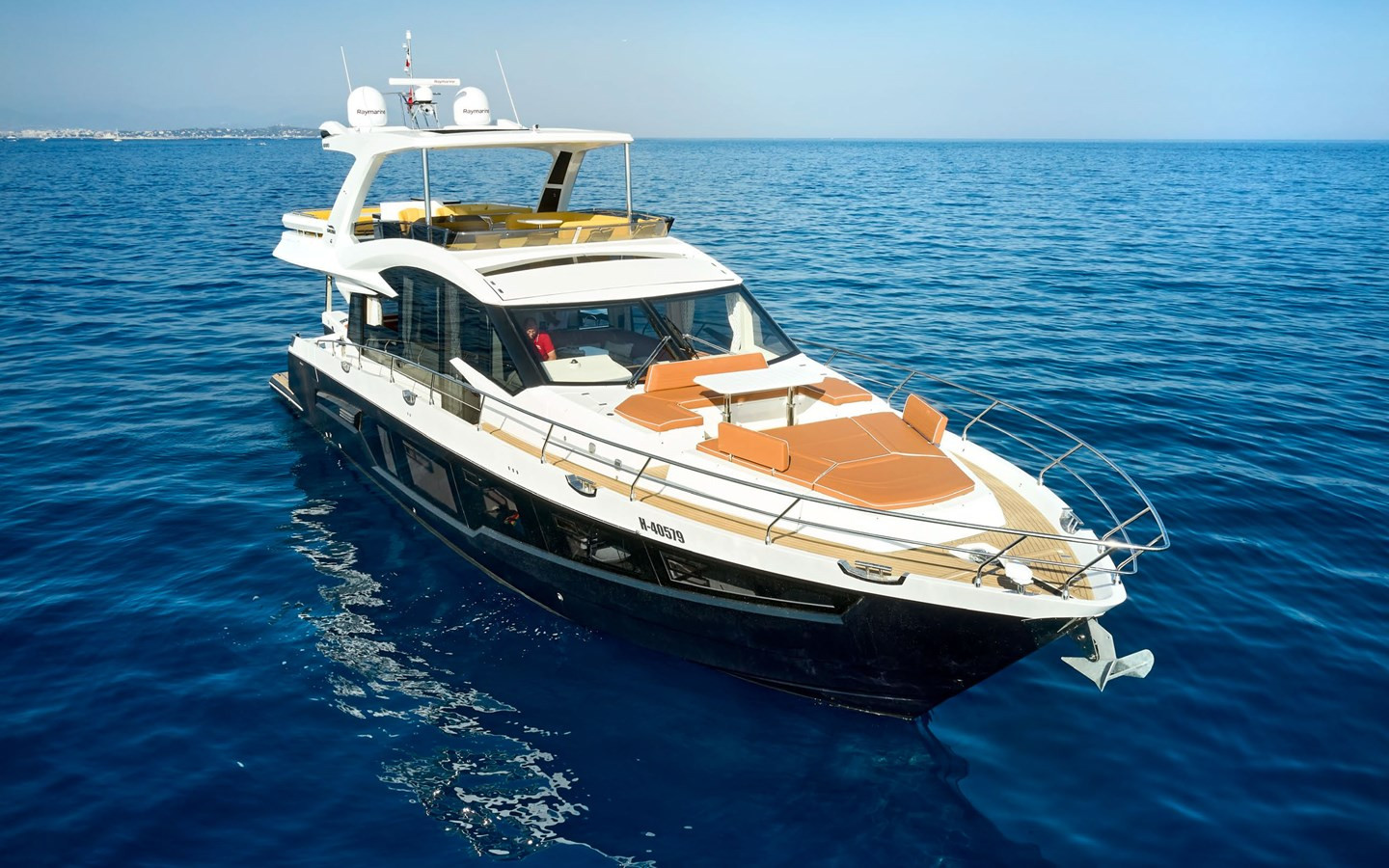 https://arconyachts.ams3.digitaloceanspaces.com/97194/conversions/large_4005002-optimize.jpg