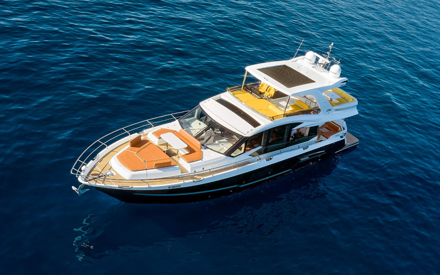 https://arconyachts.ams3.digitaloceanspaces.com/97235/conversions/large_3938290-optimize.jpg