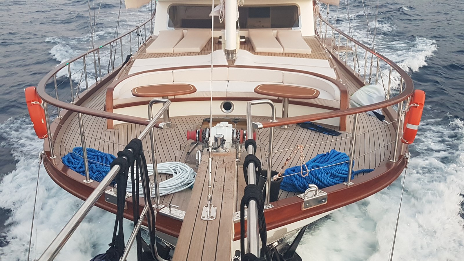 https://arconyachts.ams3.digitaloceanspaces.com/97351/conversions/large_4538943-optimize.jpg