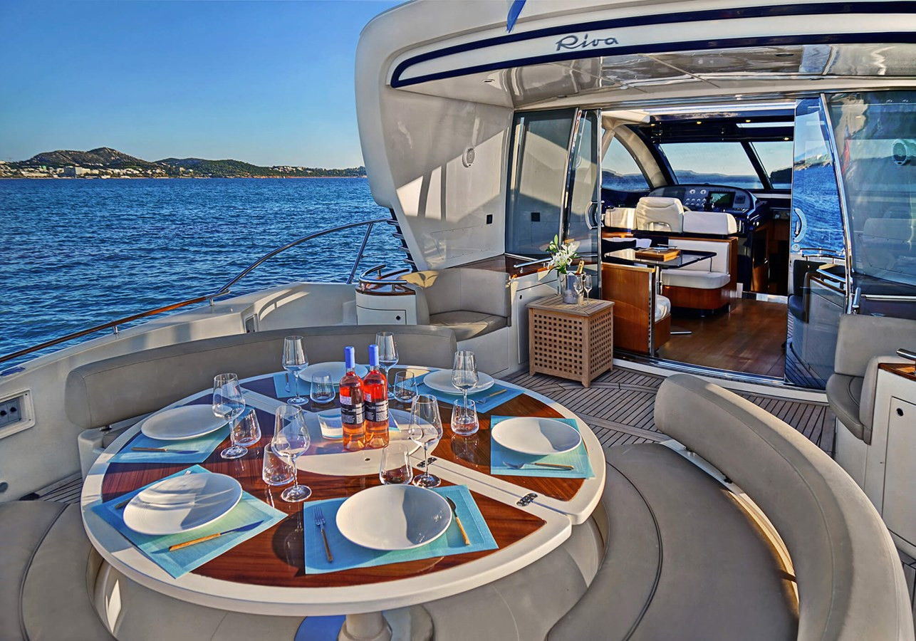 https://arconyachts.ams3.digitaloceanspaces.com/97463/conversions/large_4613589-optimize.jpg