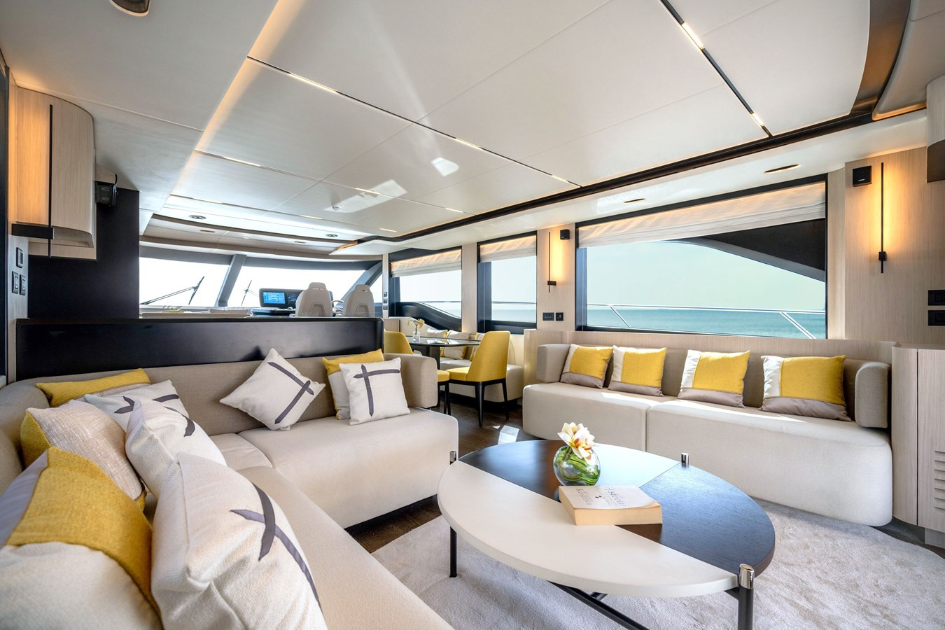 https://arconyachts.ams3.digitaloceanspaces.com/97495/conversions/large_4124227-optimize.jpg