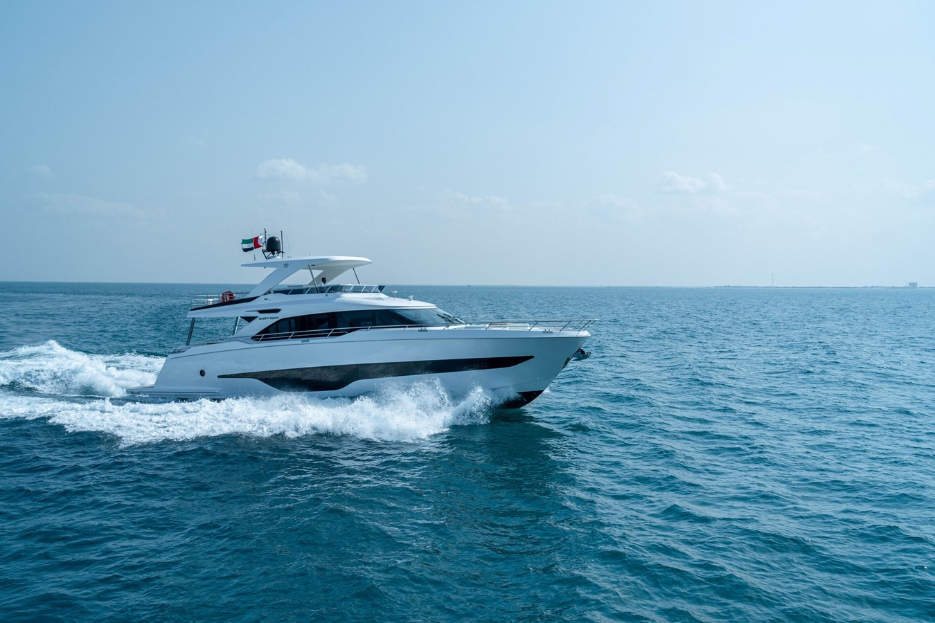 https://arconyachts.ams3.digitaloceanspaces.com/97591/conversions/large_4124263-optimize.jpg