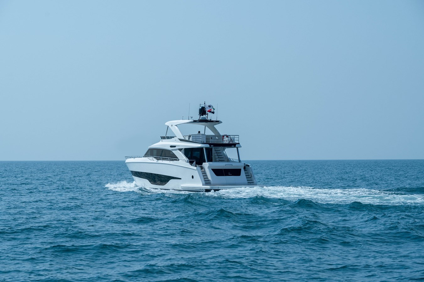 https://arconyachts.ams3.digitaloceanspaces.com/97594/conversions/large_4124264-optimize.jpg