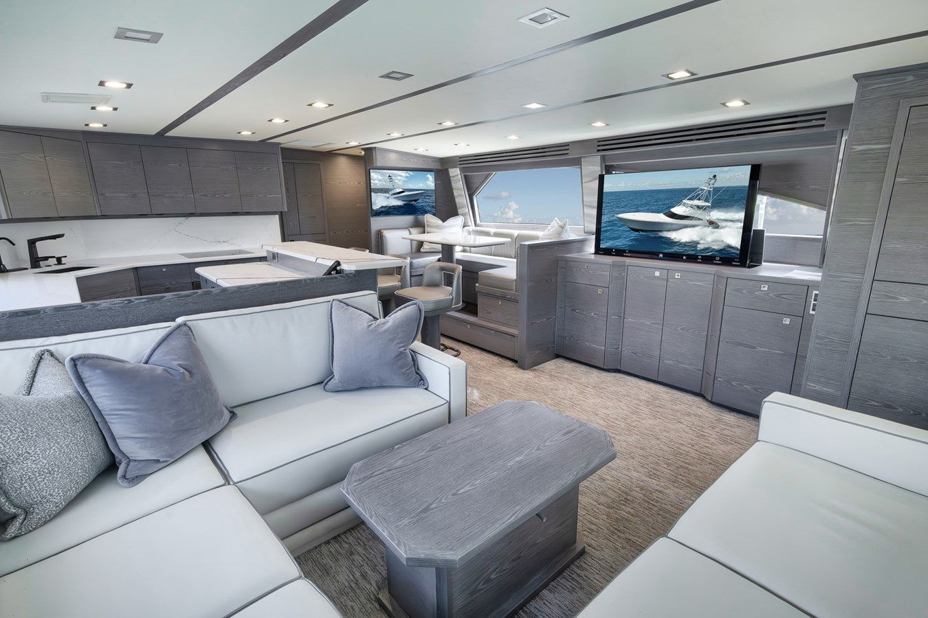 https://arconyachts.ams3.digitaloceanspaces.com/97665/conversions/large_4702671-optimize.jpg