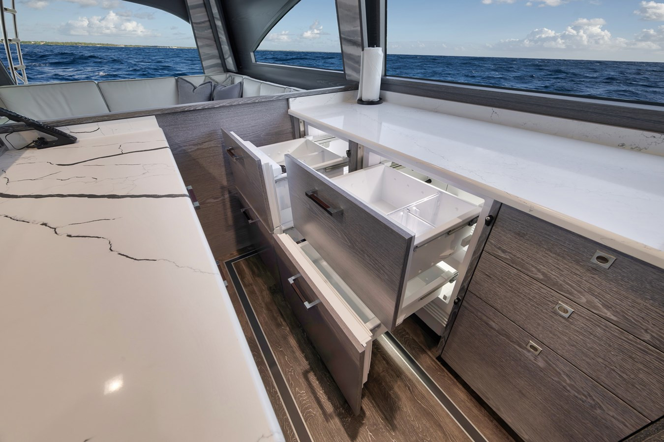 https://arconyachts.ams3.digitaloceanspaces.com/97678/conversions/large_4702676-optimize.jpg