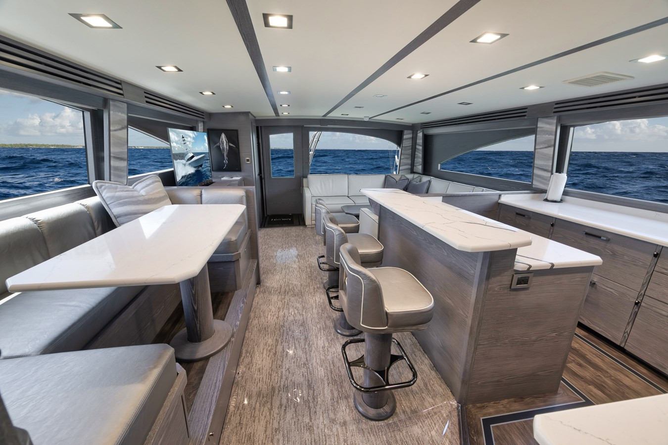 https://arconyachts.ams3.digitaloceanspaces.com/97690/conversions/large_4702680-optimize.jpg