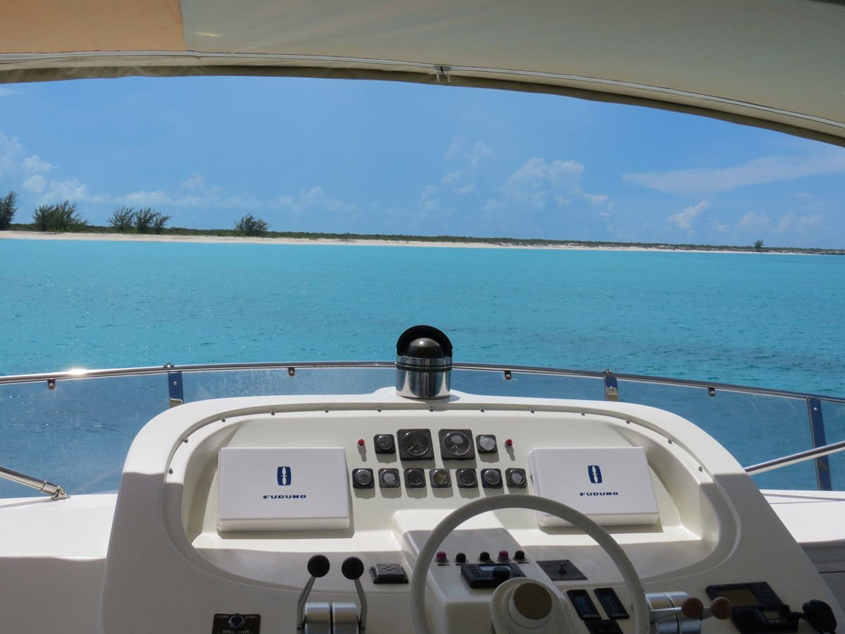 https://arconyachts.ams3.digitaloceanspaces.com/97852/conversions/large_2878412-optimize.jpg