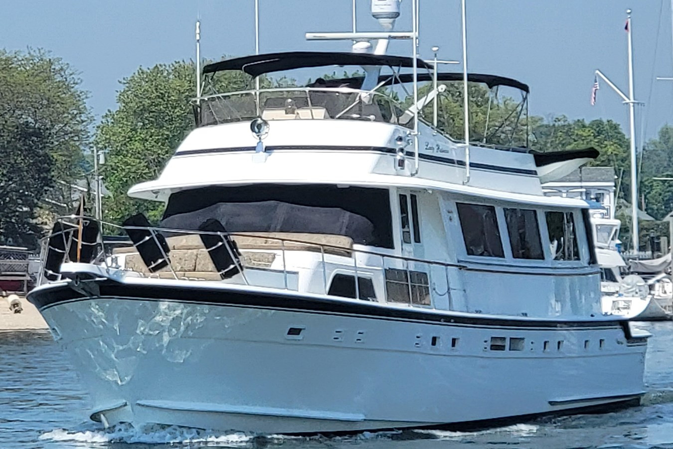 https://arconyachts.ams3.digitaloceanspaces.com/97960/conversions/large_3528002-optimize.jpg