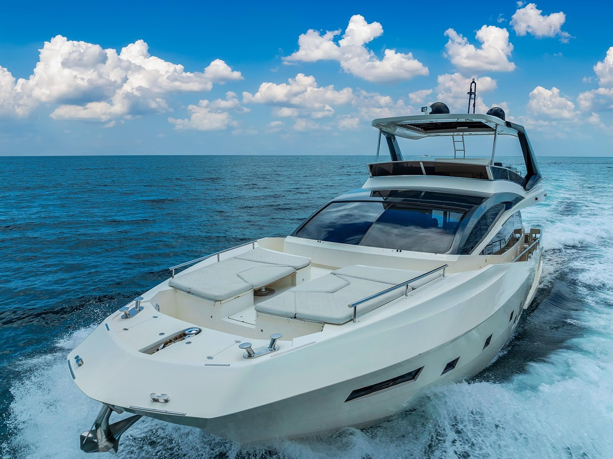 https://arconyachts.ams3.digitaloceanspaces.com/98250/conversions/large_4383163-optimize.jpg