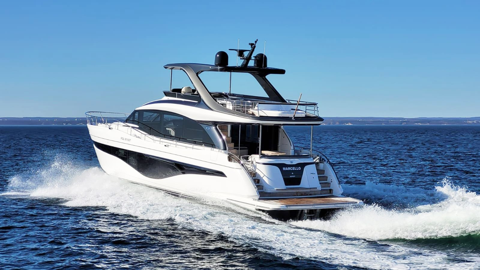 https://arconyachts.ams3.digitaloceanspaces.com/98411/conversions/large_4821574-optimize.jpg