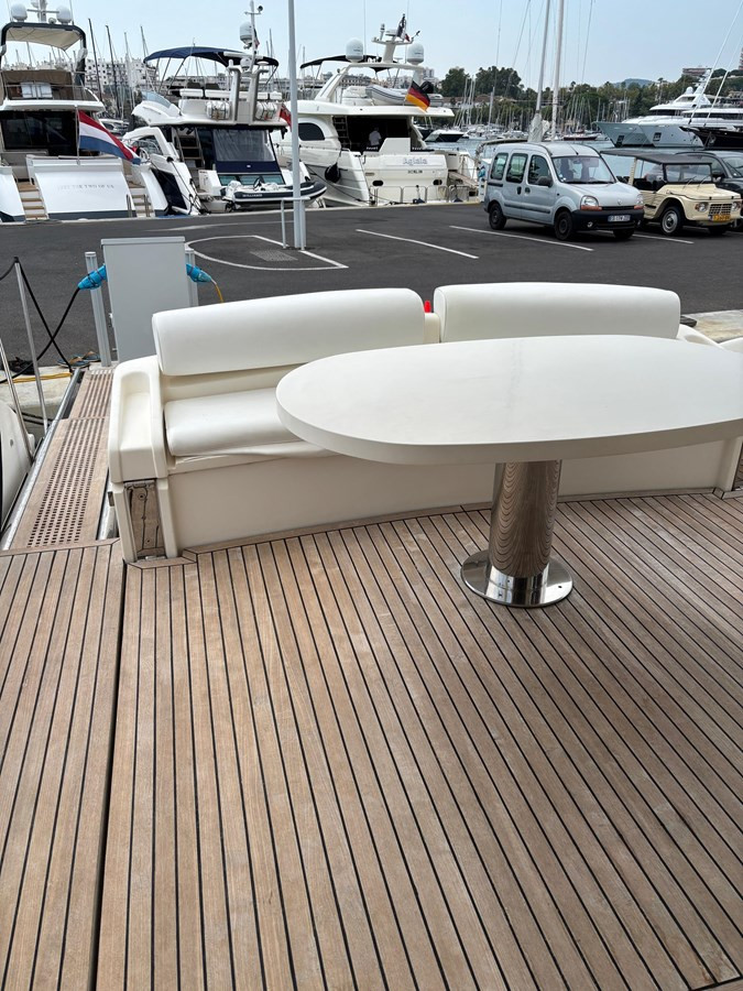 https://arconyachts.ams3.digitaloceanspaces.com/98666/conversions/large_4823773-optimize.jpg