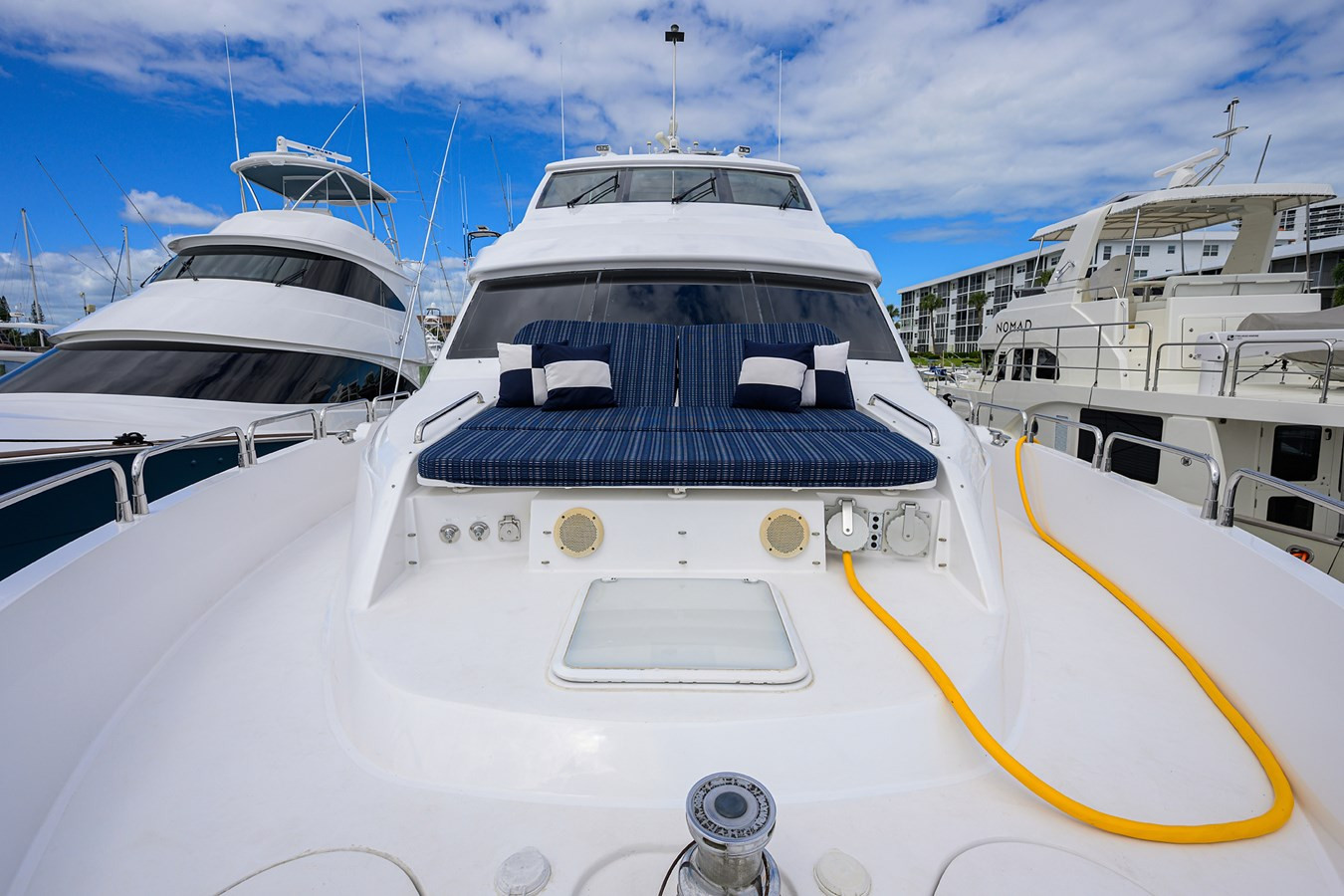https://arconyachts.ams3.digitaloceanspaces.com/98671/conversions/large_4844506-optimize.jpg