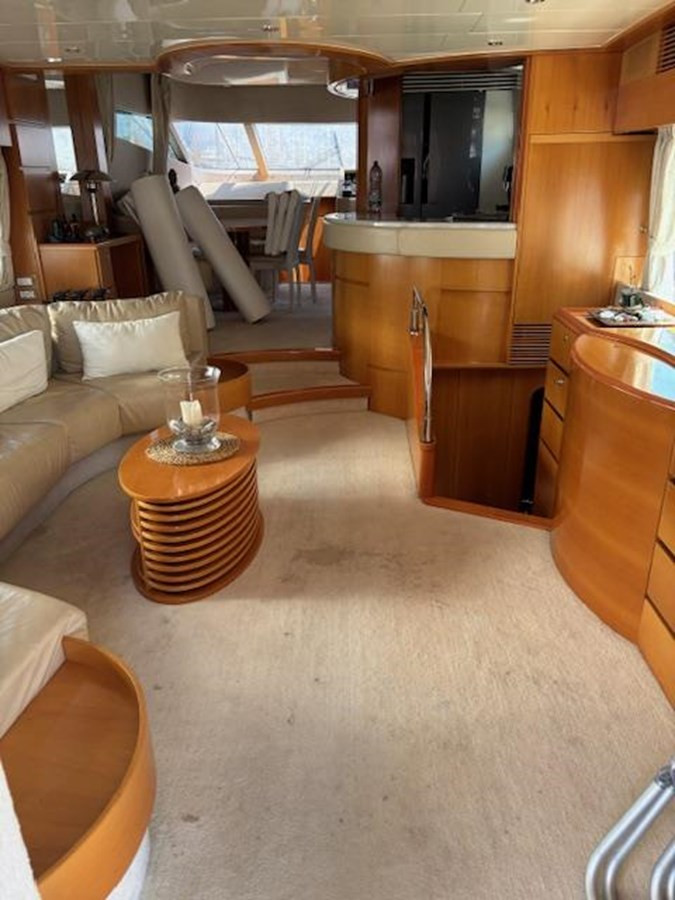 https://arconyachts.ams3.digitaloceanspaces.com/98682/conversions/large_4823780-optimize.jpg