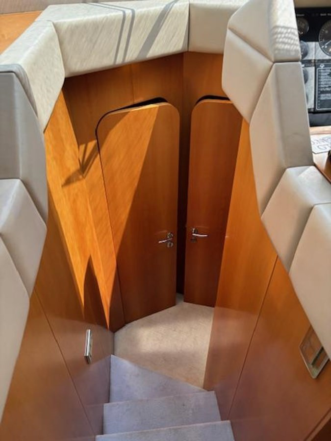 https://arconyachts.ams3.digitaloceanspaces.com/98707/conversions/large_4823789-optimize.jpg