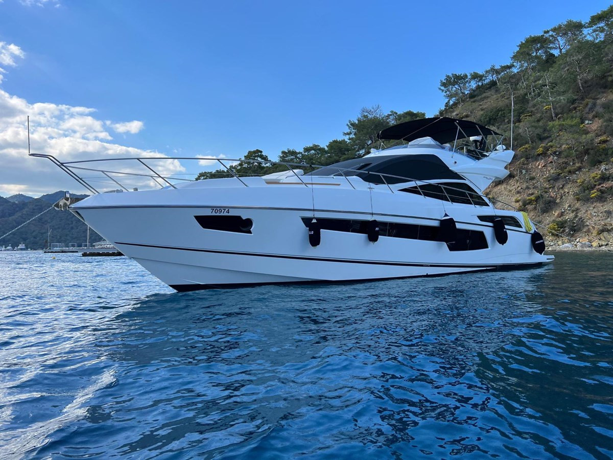 https://arconyachts.ams3.digitaloceanspaces.com/98866/conversions/large_4192210-optimize.jpg