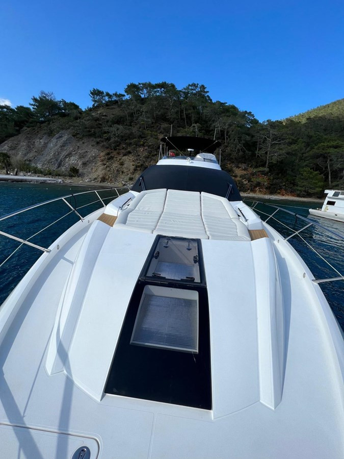 https://arconyachts.ams3.digitaloceanspaces.com/98902/conversions/large_4192222-optimize.jpg