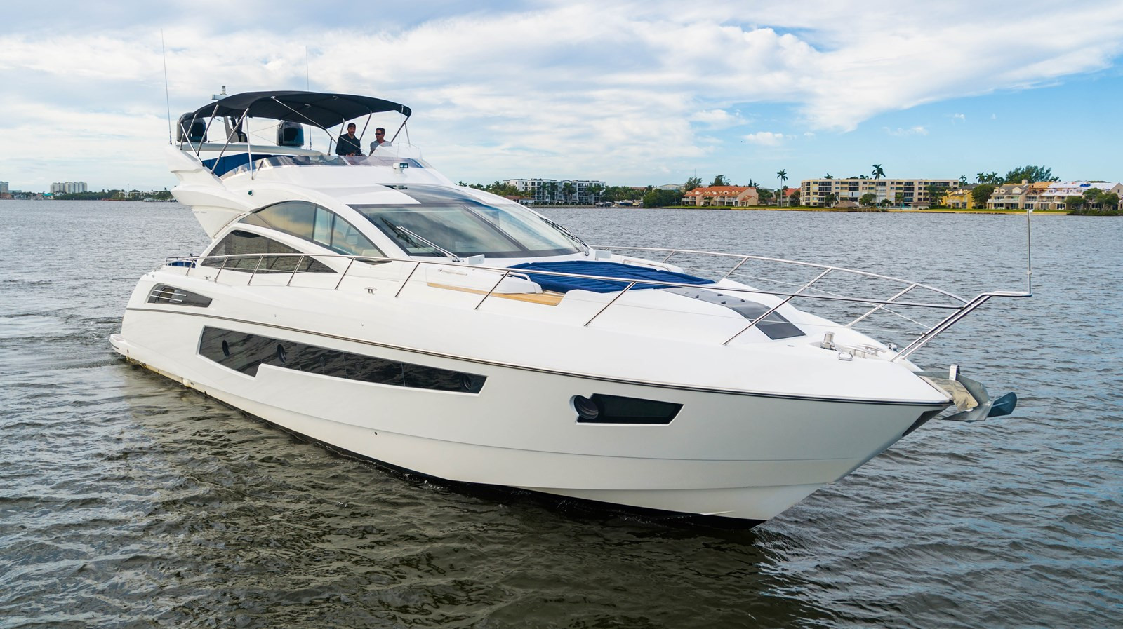 https://arconyachts.ams3.digitaloceanspaces.com/98941/conversions/large_3575450-optimize.jpg
