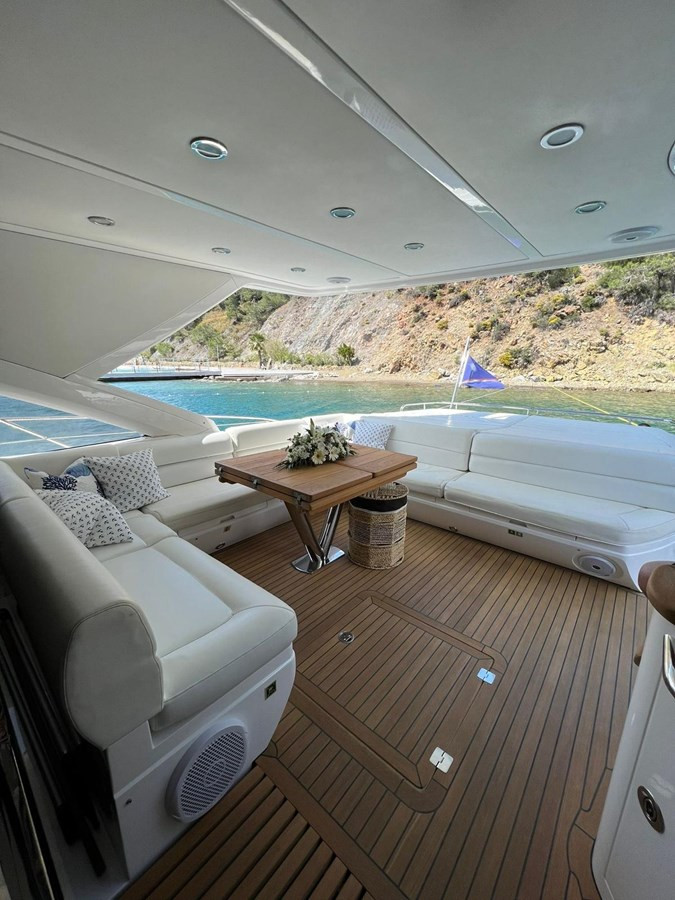 https://arconyachts.ams3.digitaloceanspaces.com/98973/conversions/large_4192250-optimize.jpg