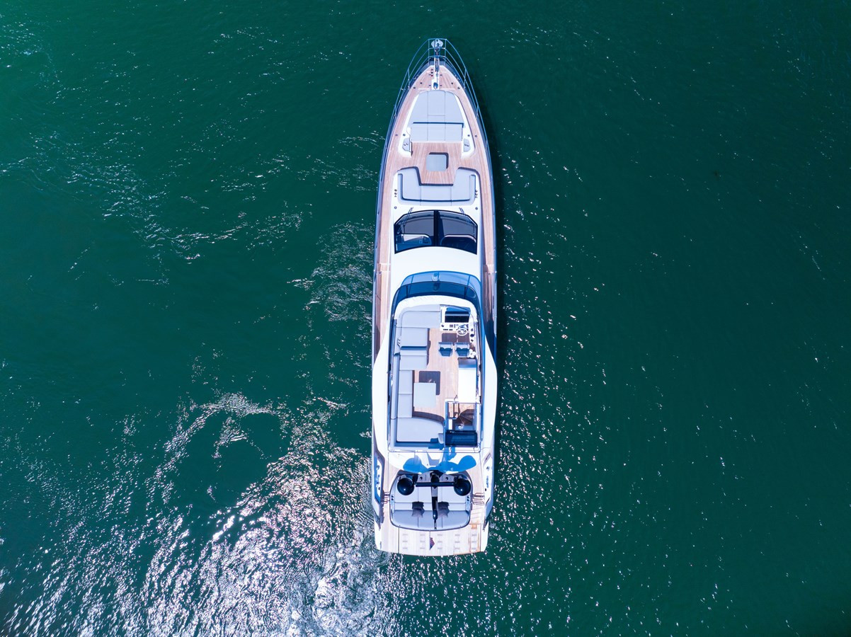 https://arconyachts.ams3.digitaloceanspaces.com/98980/conversions/large_4697525-optimize.jpg