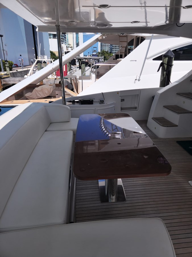 https://arconyachts.ams3.digitaloceanspaces.com/99170/conversions/large_4678345-optimize.jpg