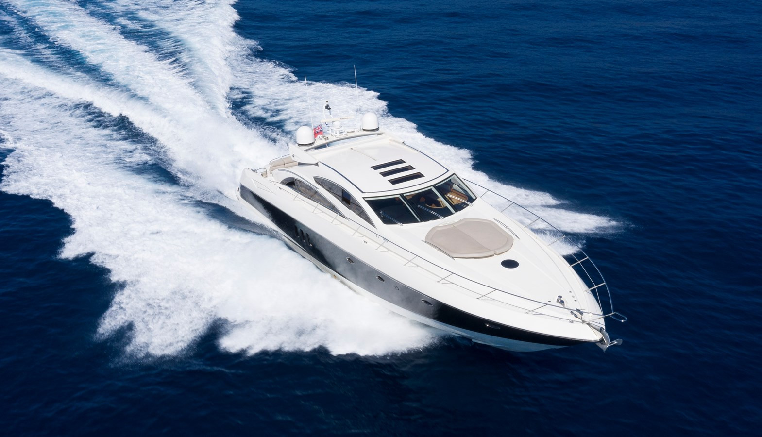 https://arconyachts.ams3.digitaloceanspaces.com/99177/conversions/large_3606044-optimize.jpg