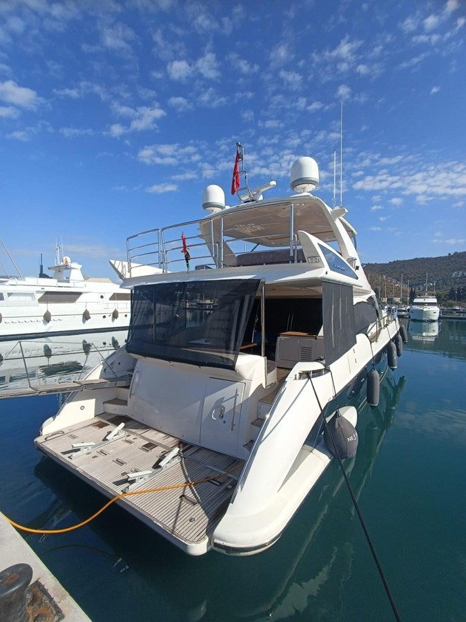 https://arconyachts.ams3.digitaloceanspaces.com/99229/conversions/large_4829868-optimize.jpg