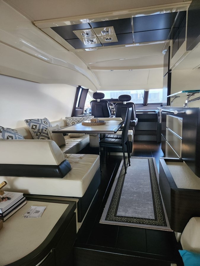 https://arconyachts.ams3.digitaloceanspaces.com/99233/conversions/large_4678368-optimize.jpg