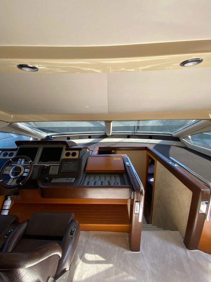 https://arconyachts.ams3.digitaloceanspaces.com/99270/conversions/large_4829885-optimize.jpg