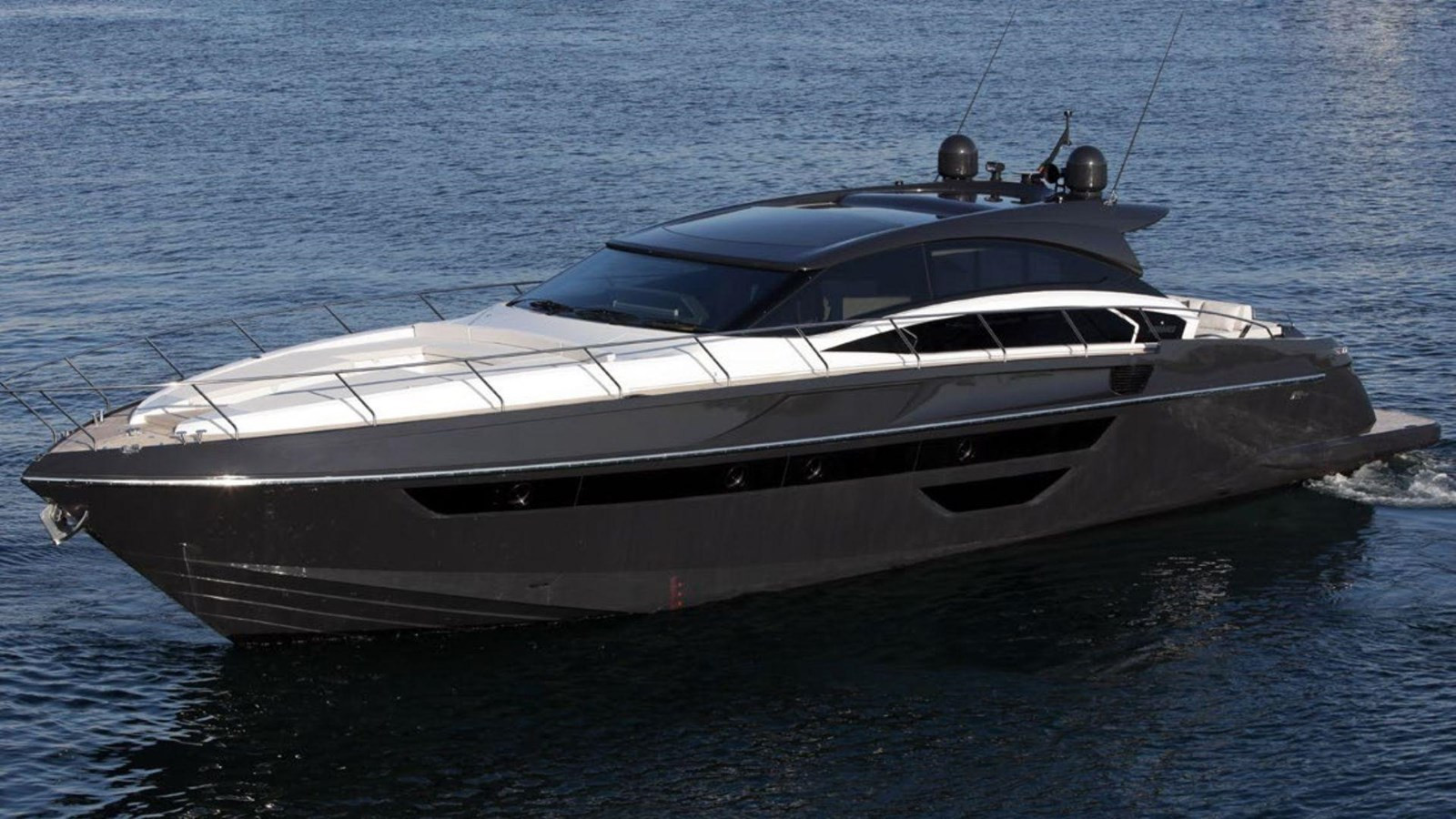 https://arconyachts.ams3.digitaloceanspaces.com/99271/conversions/large_4120943-optimize.jpg
