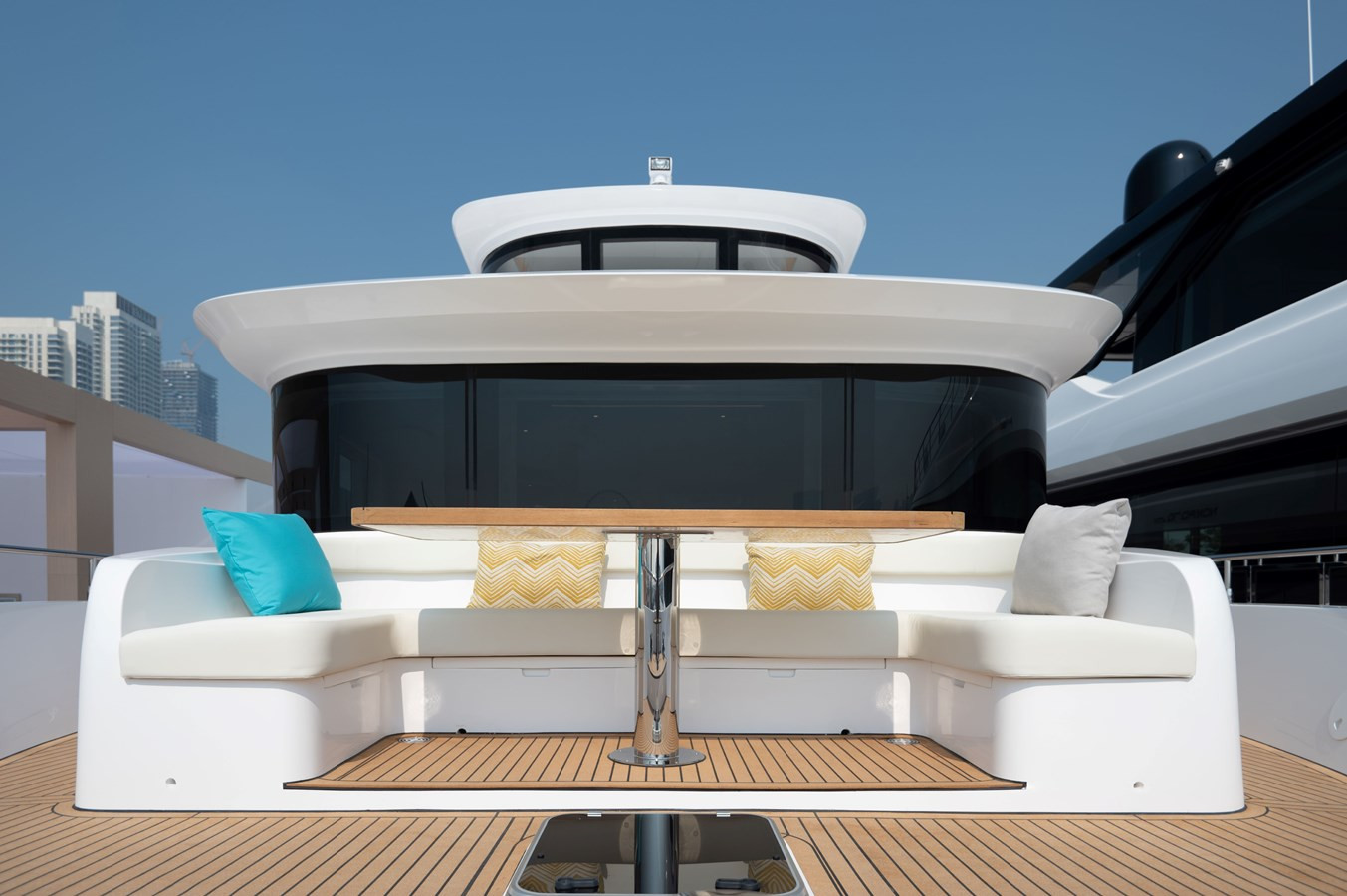 https://arconyachts.ams3.digitaloceanspaces.com/99418/conversions/large_4127671-optimize.jpg