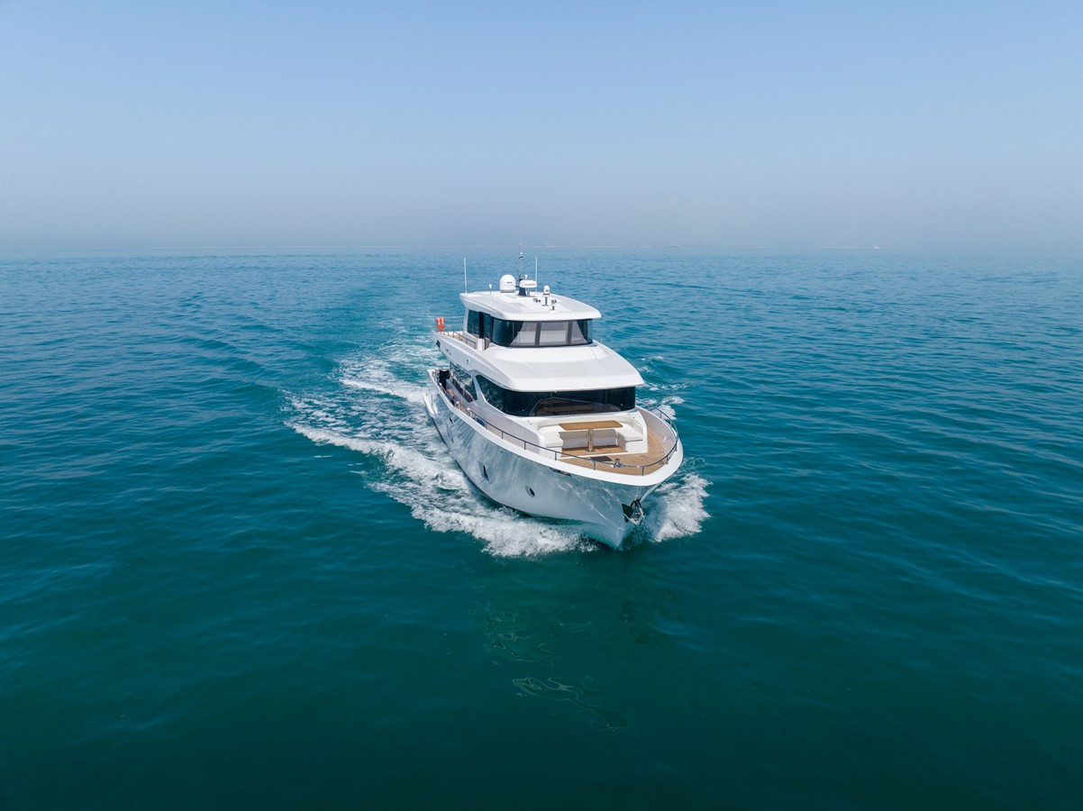 https://arconyachts.ams3.digitaloceanspaces.com/99440/conversions/large_4127678-optimize.jpg
