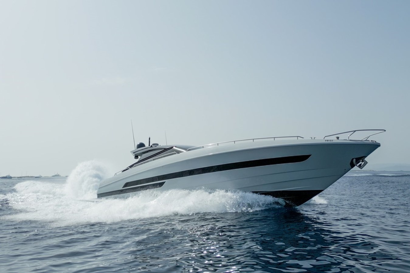 https://arconyachts.ams3.digitaloceanspaces.com/99527/conversions/large_4534773-optimize.jpg
