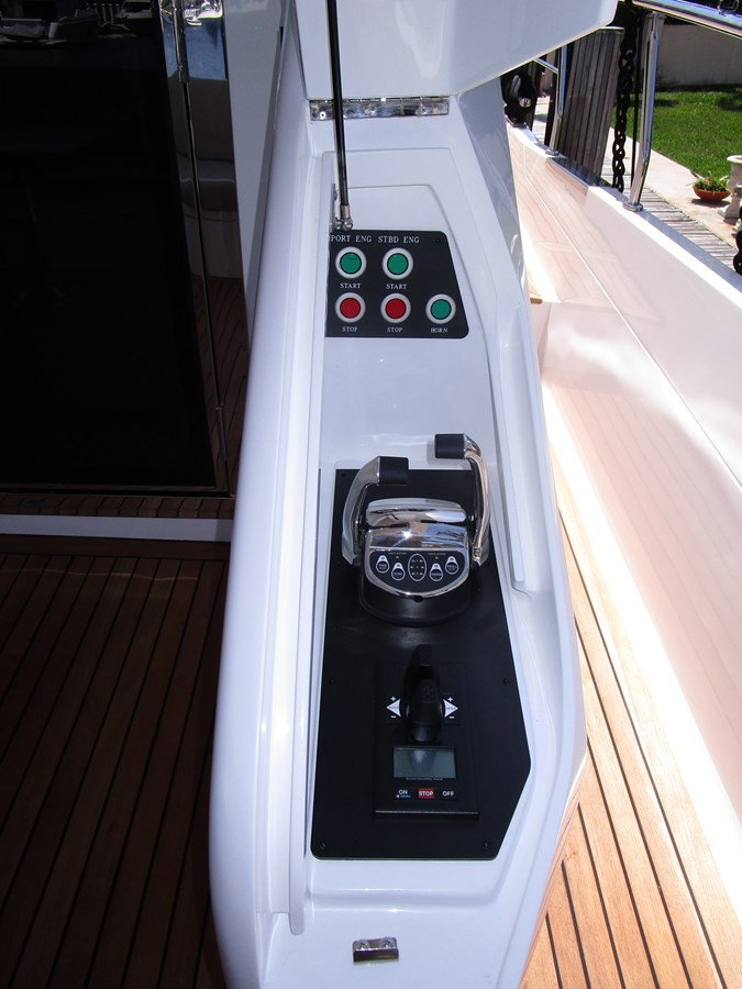 https://arconyachts.ams3.digitaloceanspaces.com/99528/conversions/large_4501359-optimize.jpg