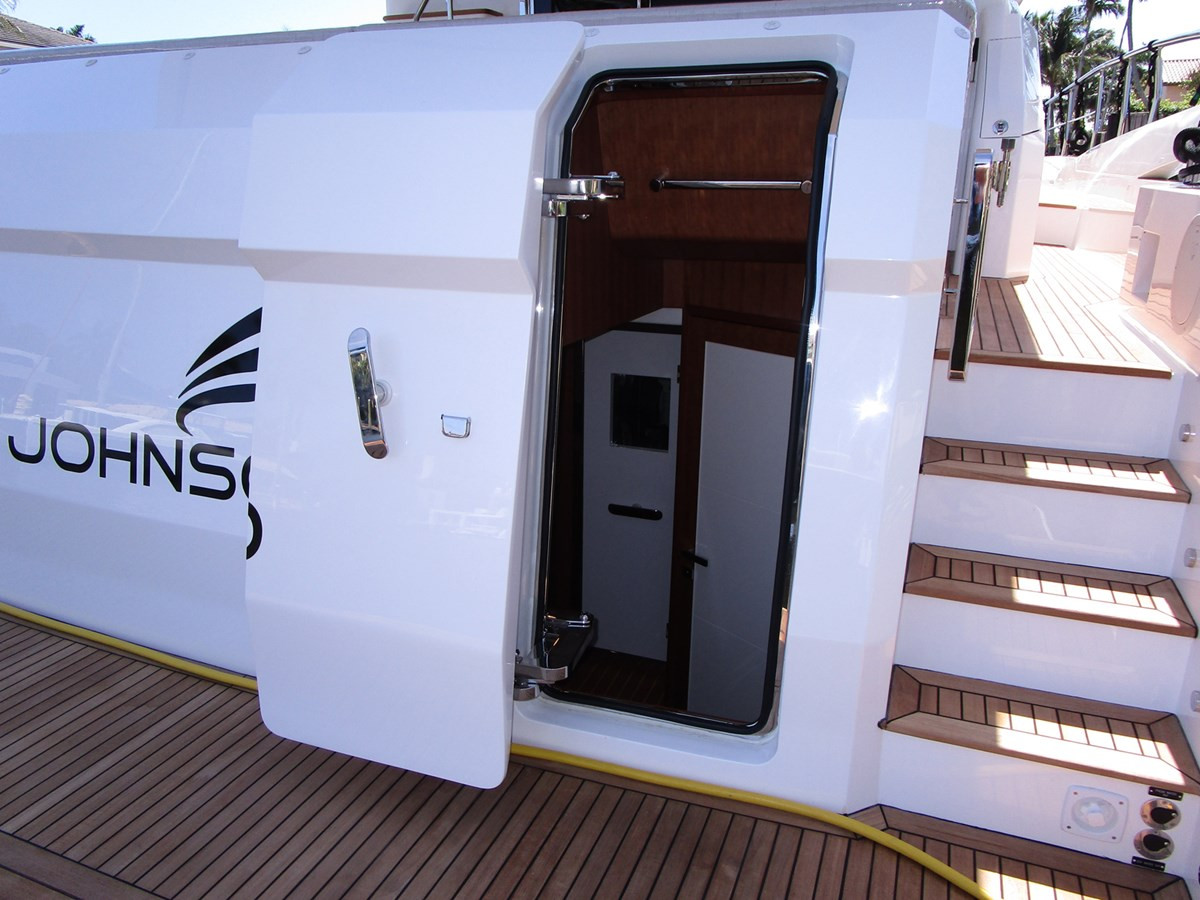 https://arconyachts.ams3.digitaloceanspaces.com/99534/conversions/large_4501362-optimize.jpg