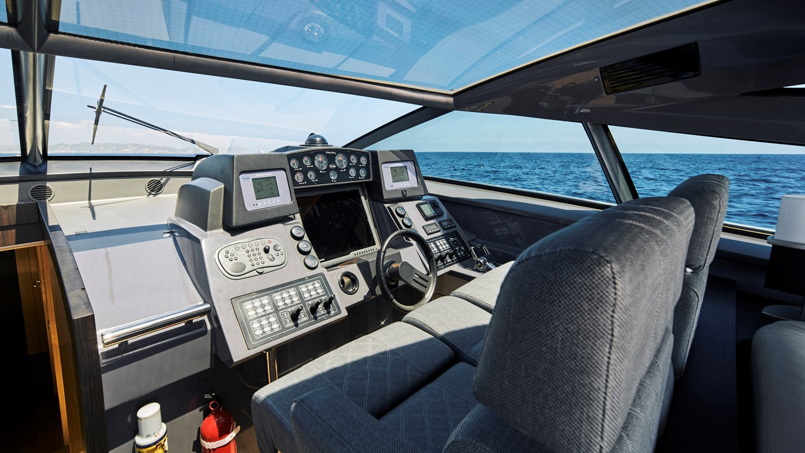 https://arconyachts.ams3.digitaloceanspaces.com/99535/conversions/large_4534790-optimize.jpg