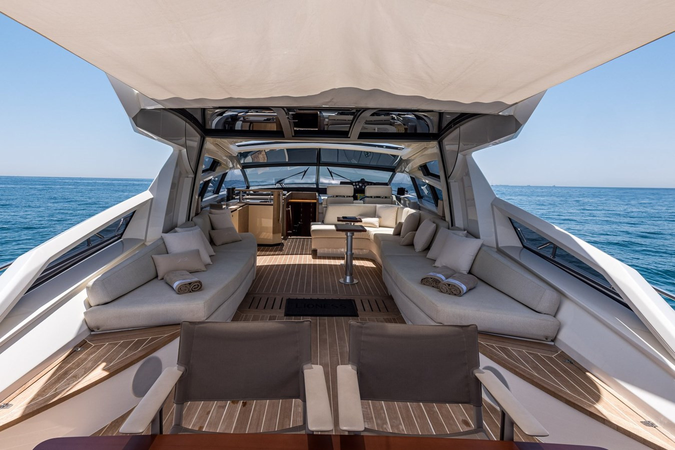 https://arconyachts.ams3.digitaloceanspaces.com/99597/conversions/large_4729280-optimize.jpg