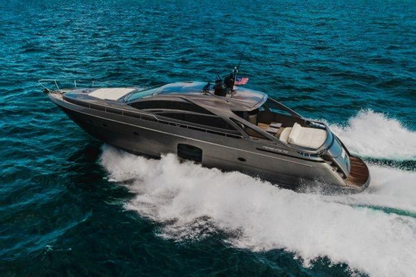 https://arconyachts.ams3.digitaloceanspaces.com/99608/conversions/large_4111230-optimize.jpg