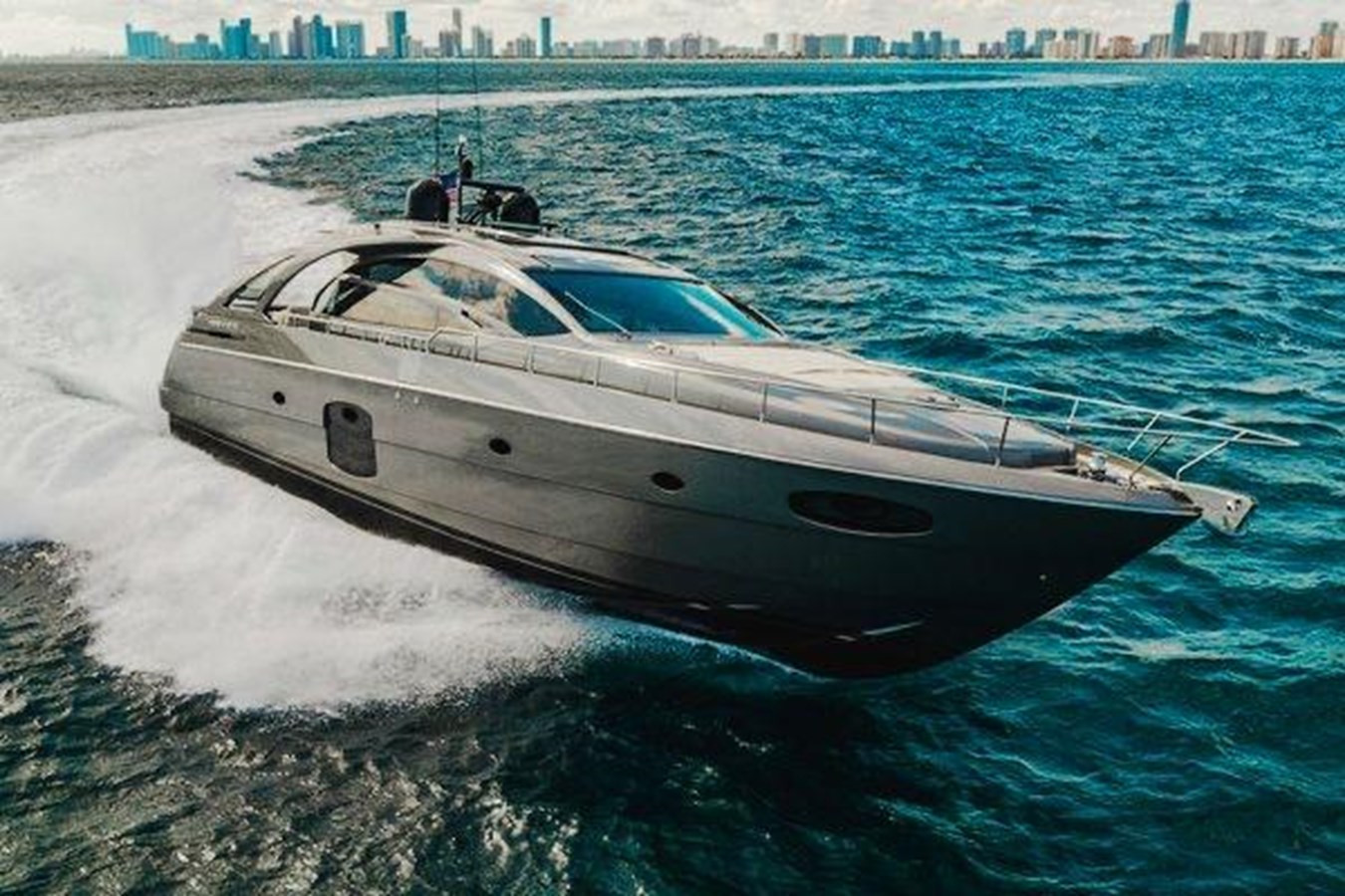 https://arconyachts.ams3.digitaloceanspaces.com/99630/conversions/large_4111238-optimize.jpg
