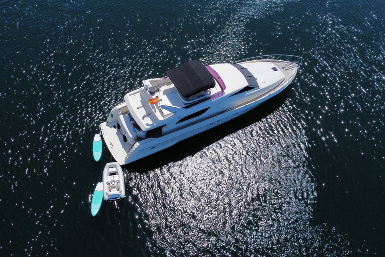 https://arconyachts.ams3.digitaloceanspaces.com/99659/conversions/large_4646313-optimize.jpg