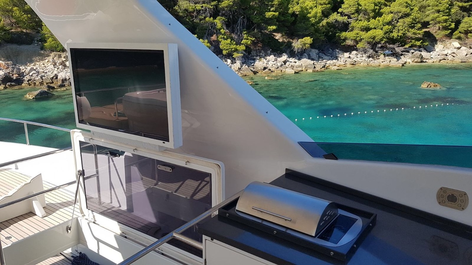 https://arconyachts.ams3.digitaloceanspaces.com/99828/conversions/large_4372254-optimize.jpg